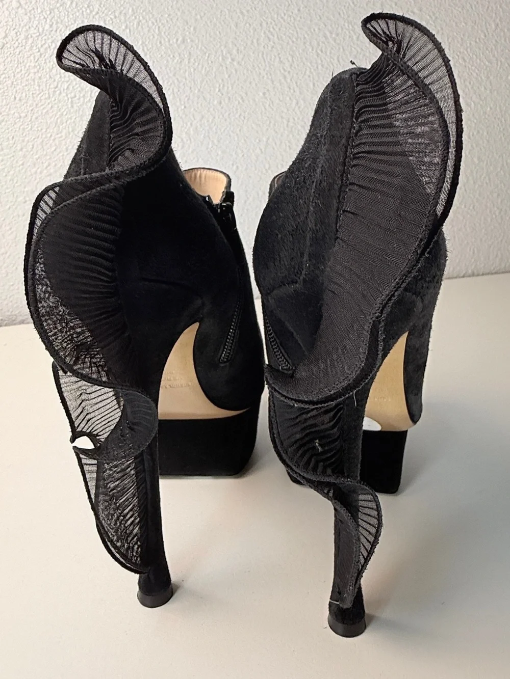 Nicholas Kirkwood Black Suede Ruffle Heel Platform Booties Size 38 With Dustbag